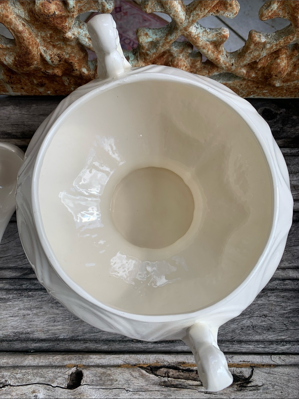 Vintage White Porcelain Covered Tureen with Ladle and Underplate - Picture 9 of 16